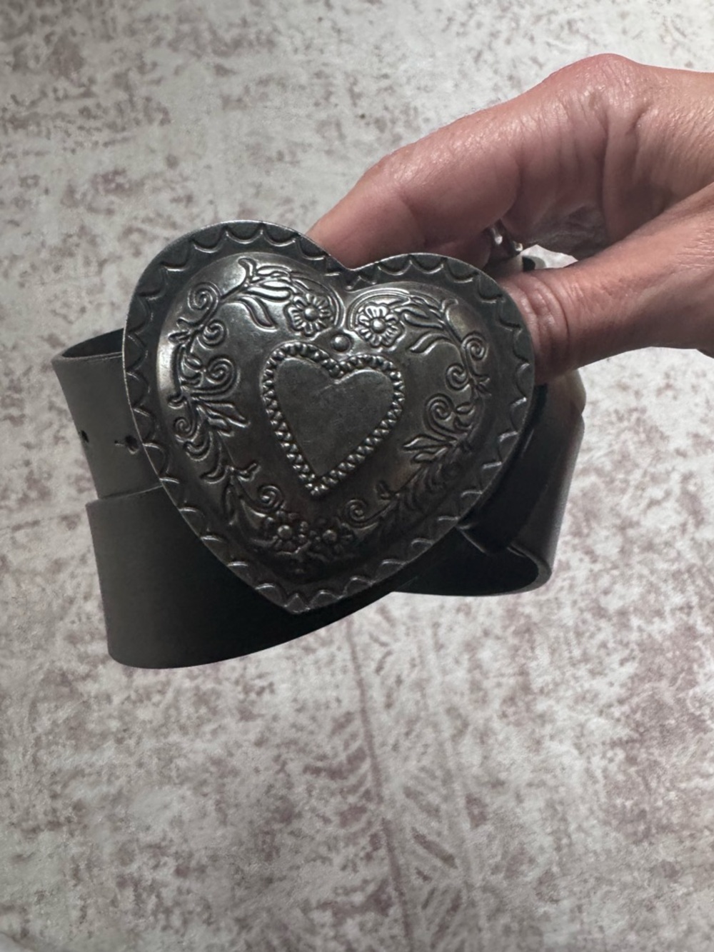 Heart Buckle Belt - Silver Heart Detail